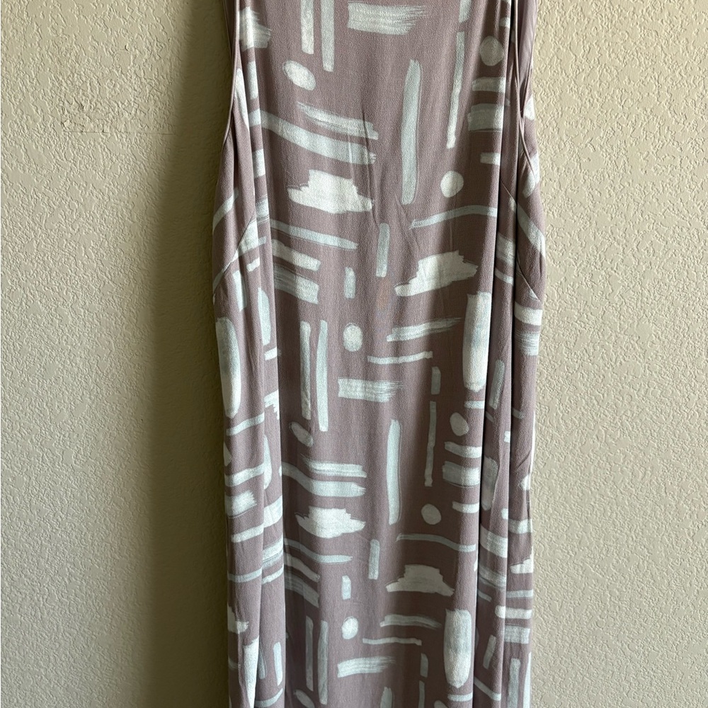 Silence + Noise Backless Dress in Taupe and White
